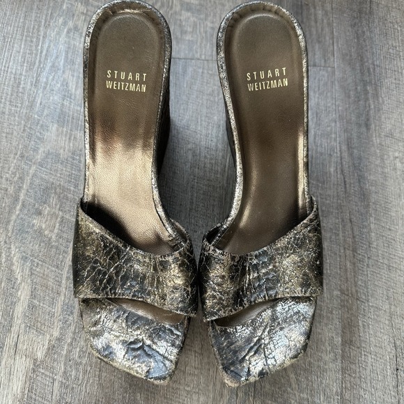 Stuart Weitzman Cadence Wedge Sandals Metallic Leather Cork Platform Sz 7 1 / 2 - Picture 3 of 9
